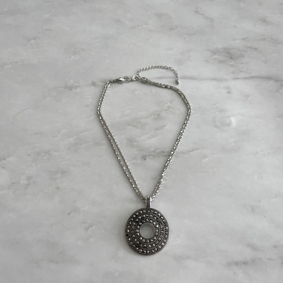 🎉SALE🎉Premier Designs Necklace and Pendant - Picture 4 of 8